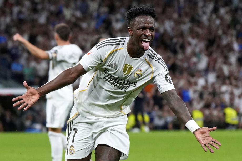 都展现出了 都展现出了