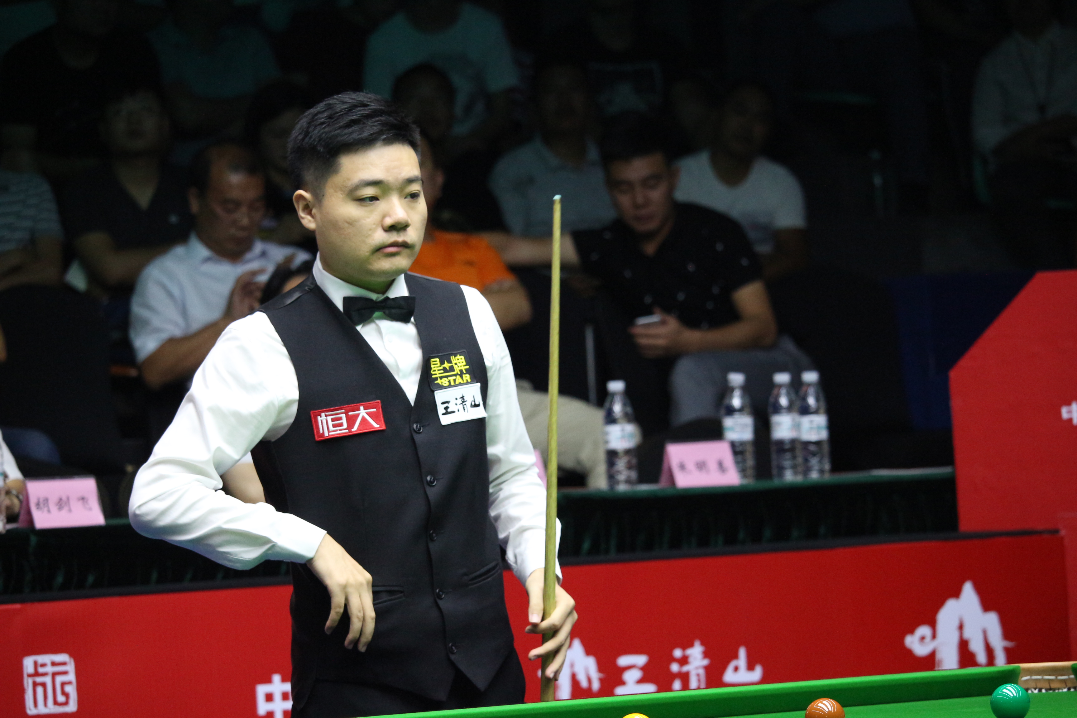 狼队率先破 狼队率先破